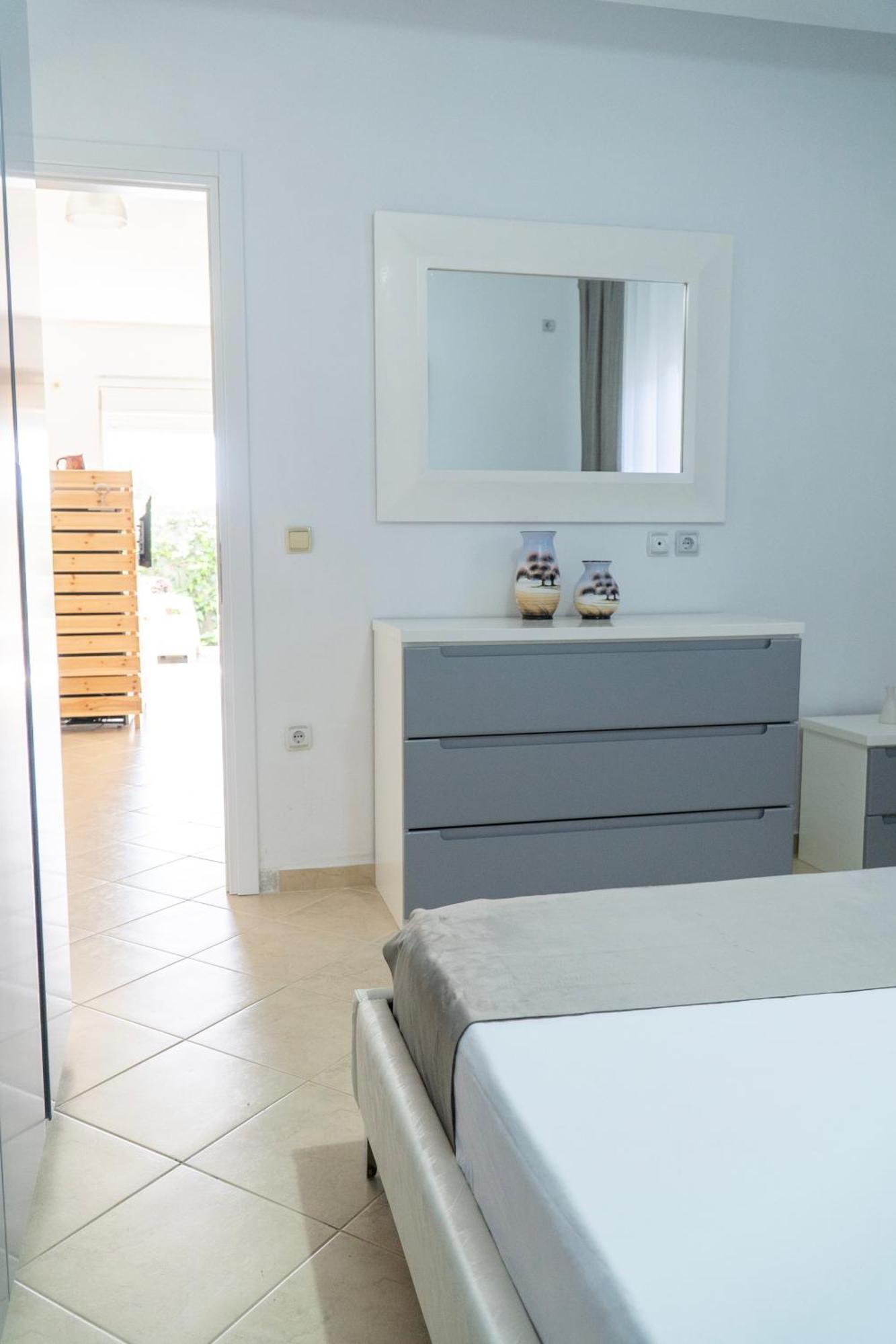Ostria 2 Apartment Sarande Bagian luar foto