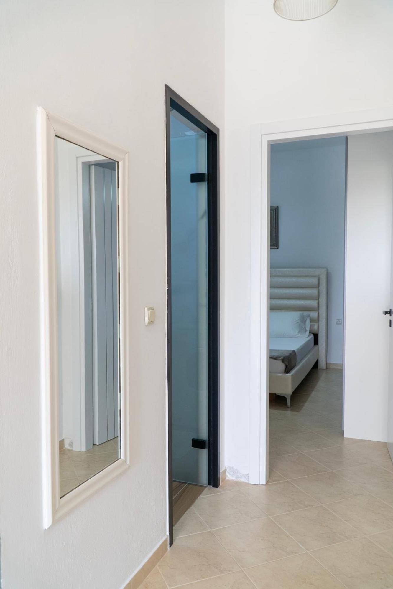 Ostria 2 Apartment Sarande Bagian luar foto