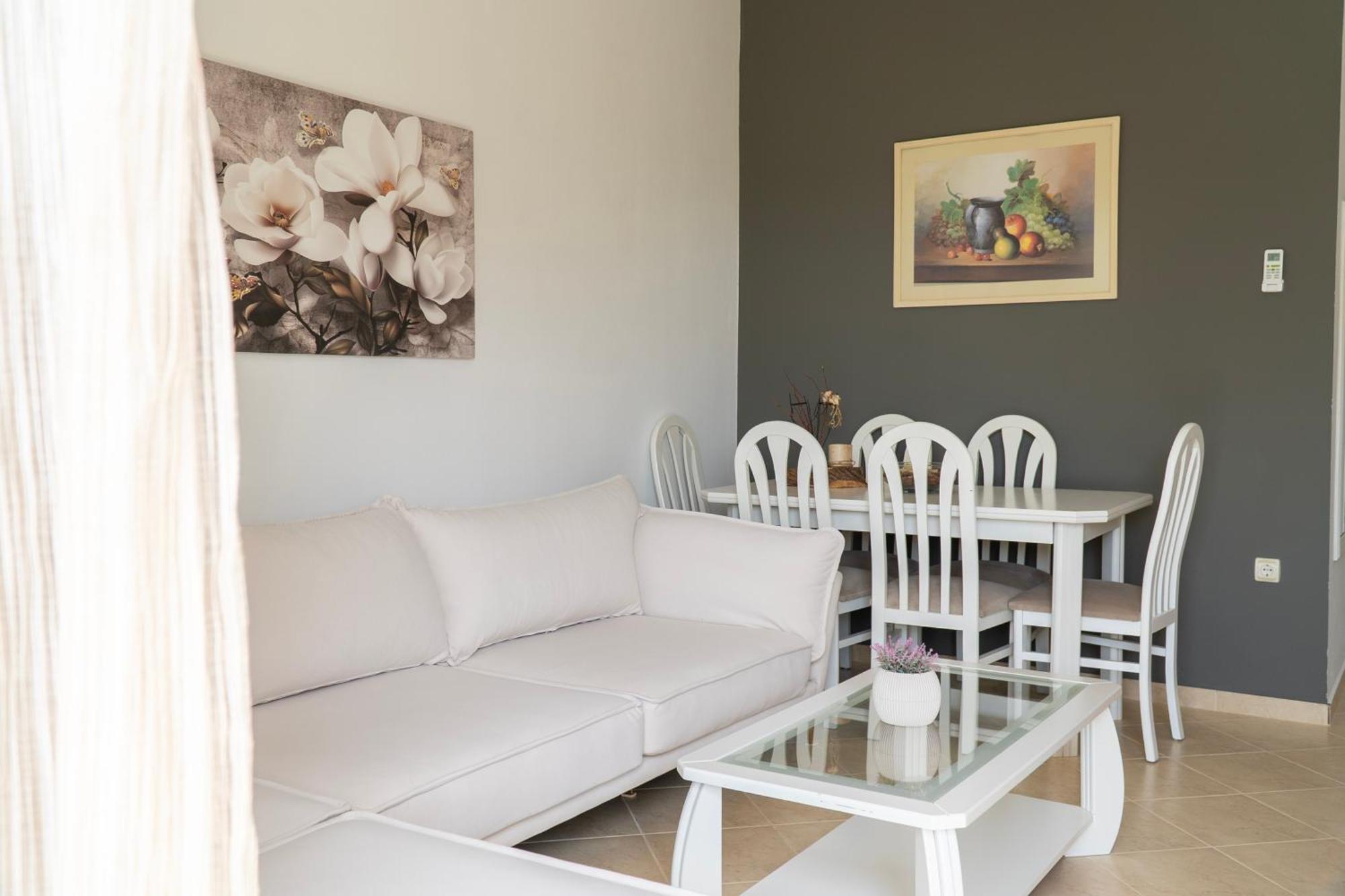 Ostria 2 Apartment Sarande Bagian luar foto